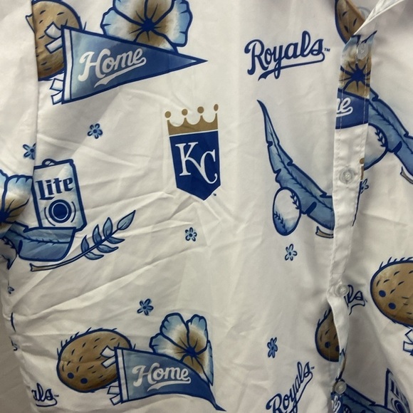 Kansas City Royals Hawaiian Button Up Short Sleeve Shirt Size XL Miller Lite - Picture 4 of 8